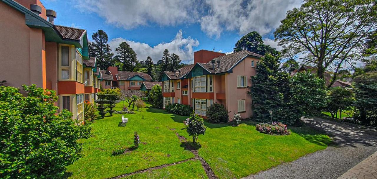 Duplex Floresta Negra - Sua Base Perfeita Em Gramado! Otima Localizacao Lagonegro 500M - 02 Quartos E 02 Banheiros Para Familia Em Condominio Fechad0, Cozinha Completa Com Garagem E Portaria 24H Εξωτερικό φωτογραφία