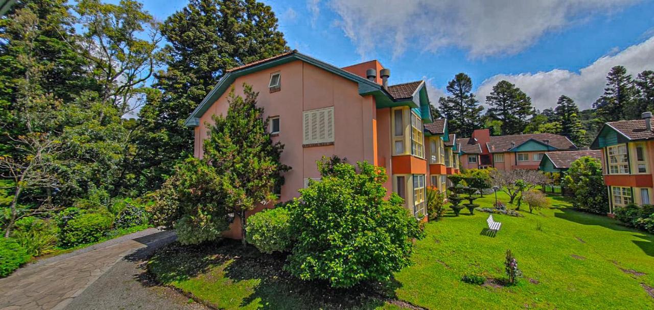 Duplex Floresta Negra - Sua Base Perfeita Em Gramado! Otima Localizacao Lagonegro 500M - 02 Quartos E 02 Banheiros Para Familia Em Condominio Fechad0, Cozinha Completa Com Garagem E Portaria 24H Εξωτερικό φωτογραφία
