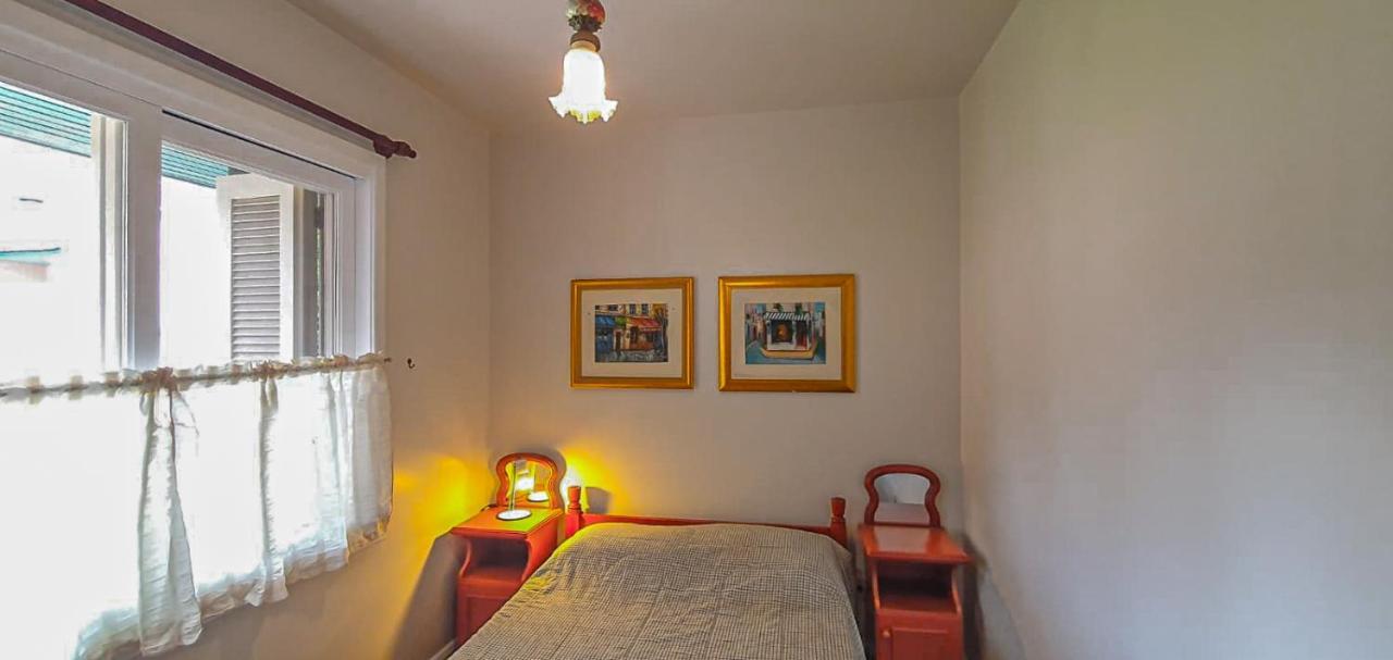 Duplex Floresta Negra - Sua Base Perfeita Em Gramado! Otima Localizacao Lagonegro 500M - 02 Quartos E 02 Banheiros Para Familia Em Condominio Fechad0, Cozinha Completa Com Garagem E Portaria 24H Εξωτερικό φωτογραφία