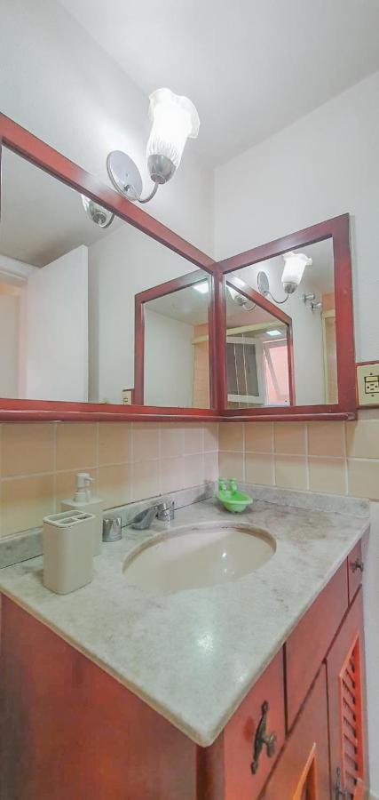 Duplex Floresta Negra - Sua Base Perfeita Em Gramado! Otima Localizacao Lagonegro 500M - 02 Quartos E 02 Banheiros Para Familia Em Condominio Fechad0, Cozinha Completa Com Garagem E Portaria 24H Εξωτερικό φωτογραφία